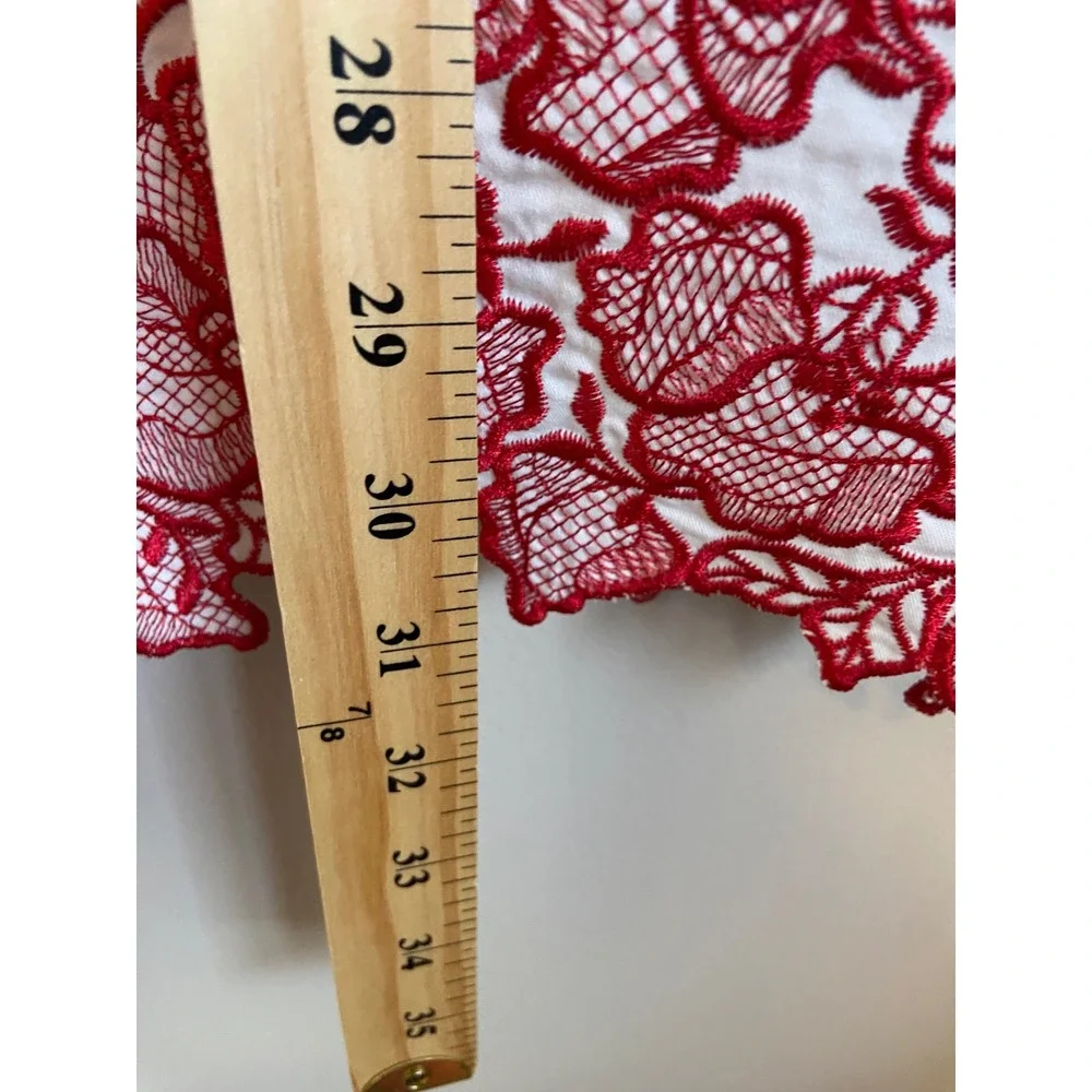 Tuckernuck Hyacinth House White Red Embroidered Mini Dress XS New With Tags - Picture 4 of 9